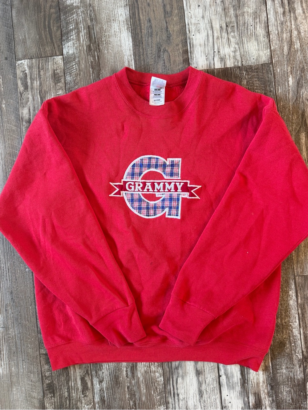 Vintage Grammy Grandmacore Embroidered Plaid Red Sweatshirt Large